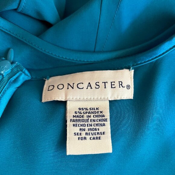 Doncaster Size 12 Teal Silk Sleeveless Satin Top Zip Back - Picture 2 of 12